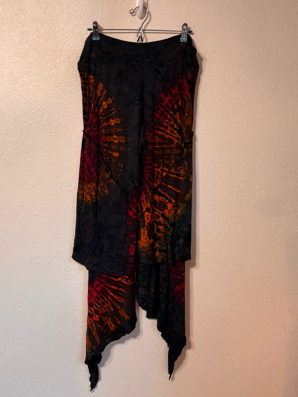 The Collection Royal Tie Dye Tiered Pants L/XL - Picture 6 of 6